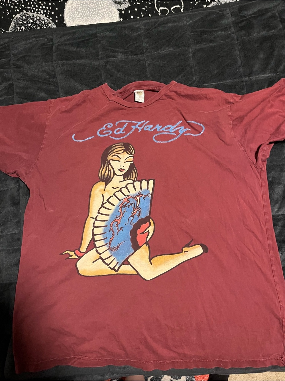 CLEAROUT MAKE ANY OFFER Ed Hardy Y2K Burgundy Geisha Fan Tattoo Graphic T-shirt